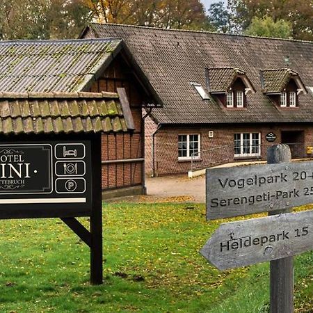 Hotel Tini Bad Fallingbostel Esterno foto