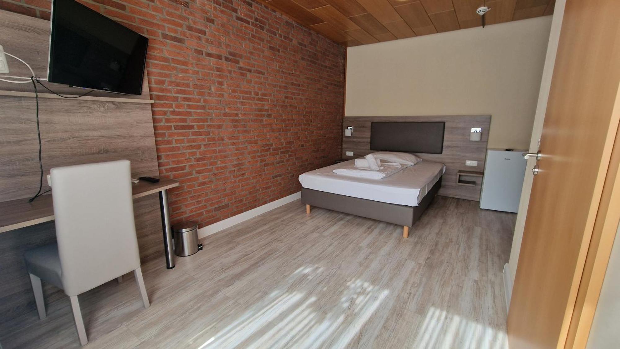 Hotel Tini Bad Fallingbostel Esterno foto